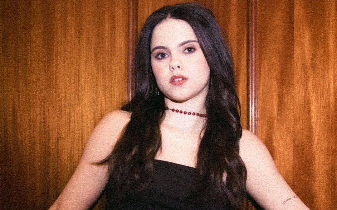 Serenna lança single “Trago Seu Amor De Volta”